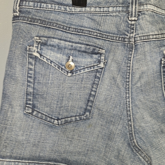 Torrid Womans Jean Shorts - Picture 8 of 10